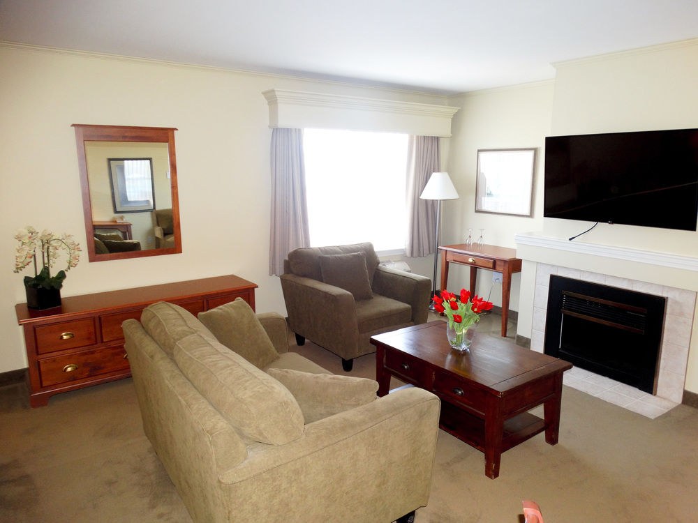 AMSTERDAM INN AND SUITES MONCTON