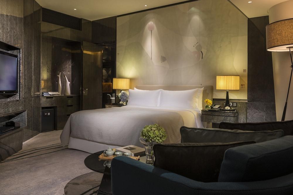Four Seasons Guangzhou photo 3