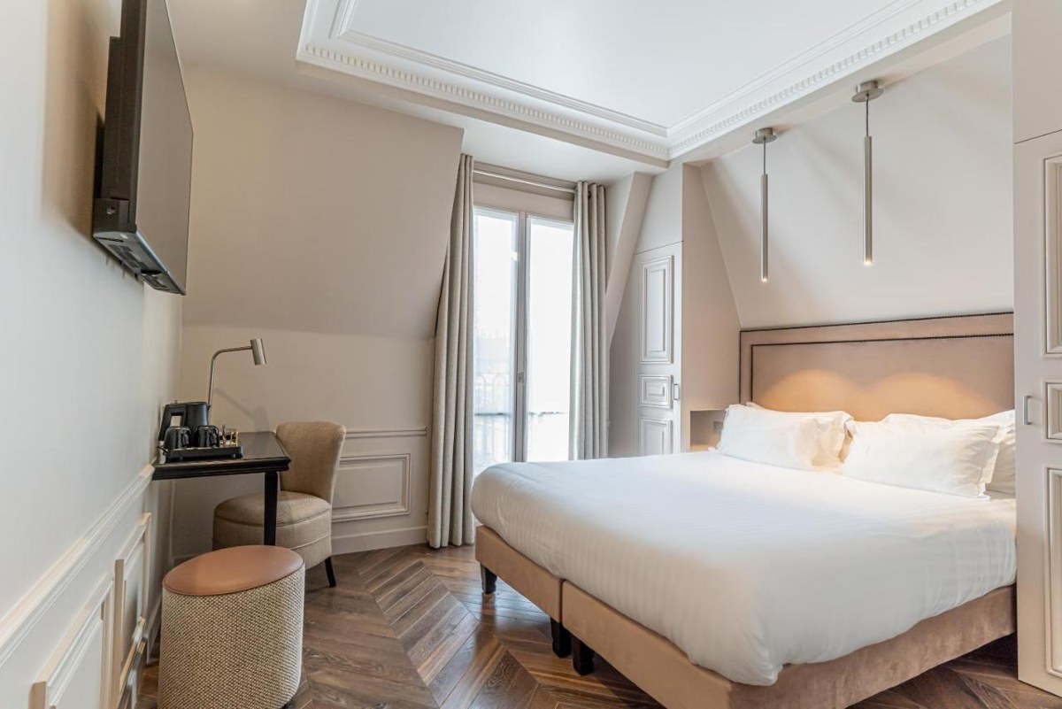 HOTEL SAINT LOUIS - JARDIN DU LUXEMBOURG photo 1