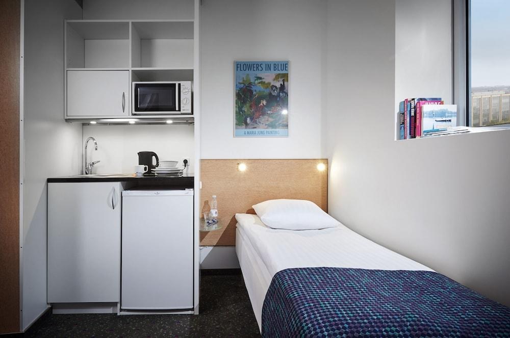 CABINN METRO photo 2