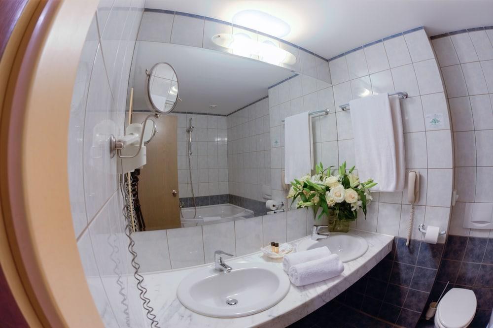 CLASS HOTEL photo 4