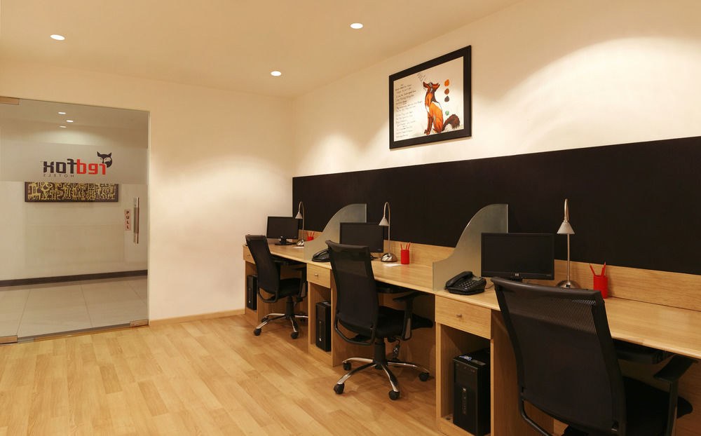 RED FOX HITEC CITY photo 1