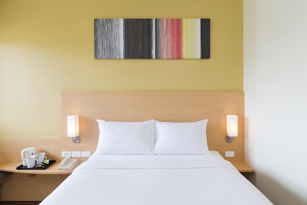 Ibis Hua Hin photo 4