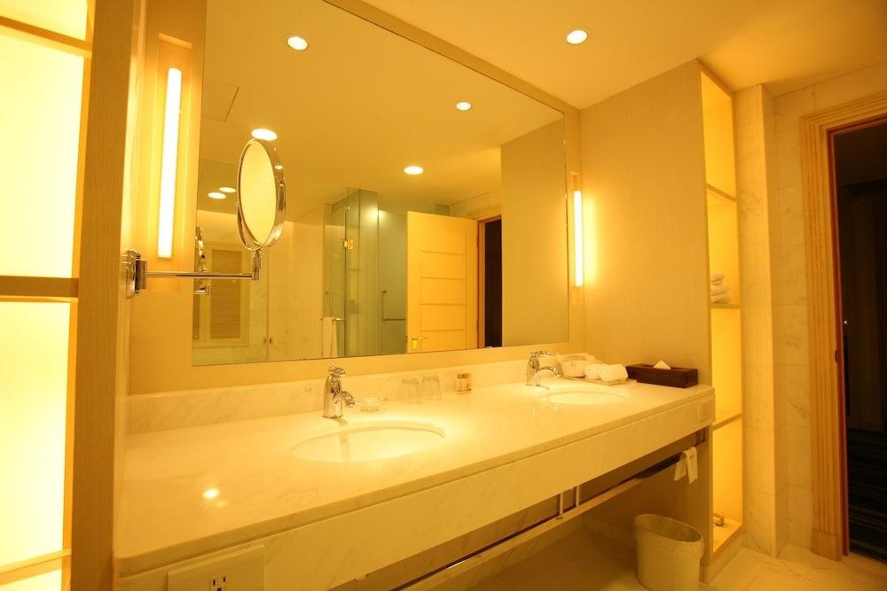 Grand Victoria Hotel photo 3
