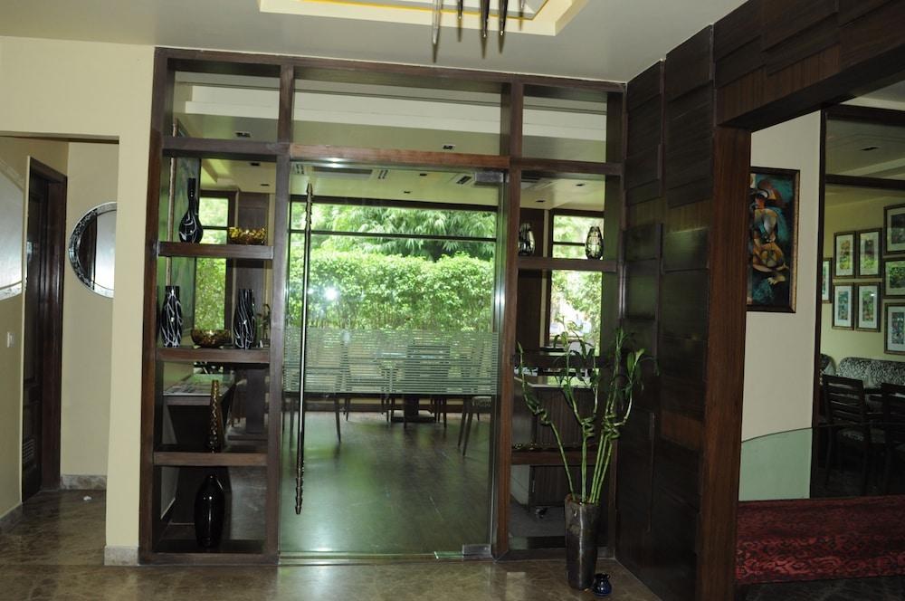 Justa-Greater Kailash, New Delhi