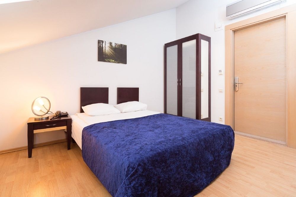 RIXWELL TERRACE DESIGN