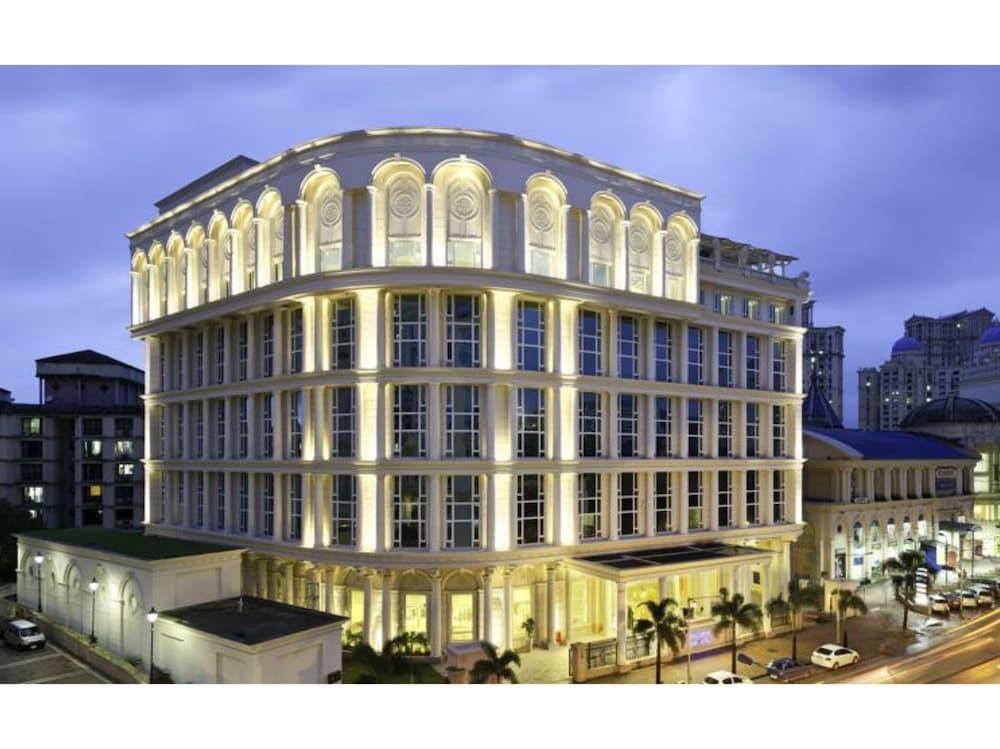 MELUHA THE FERN MUMBAI