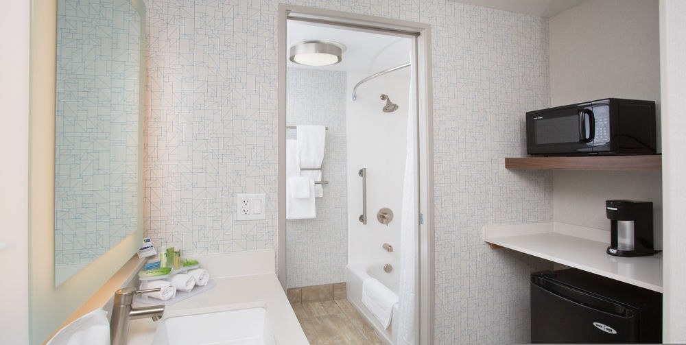 HOLIDAY INN EXPRESS DOWNTOWN photo 1