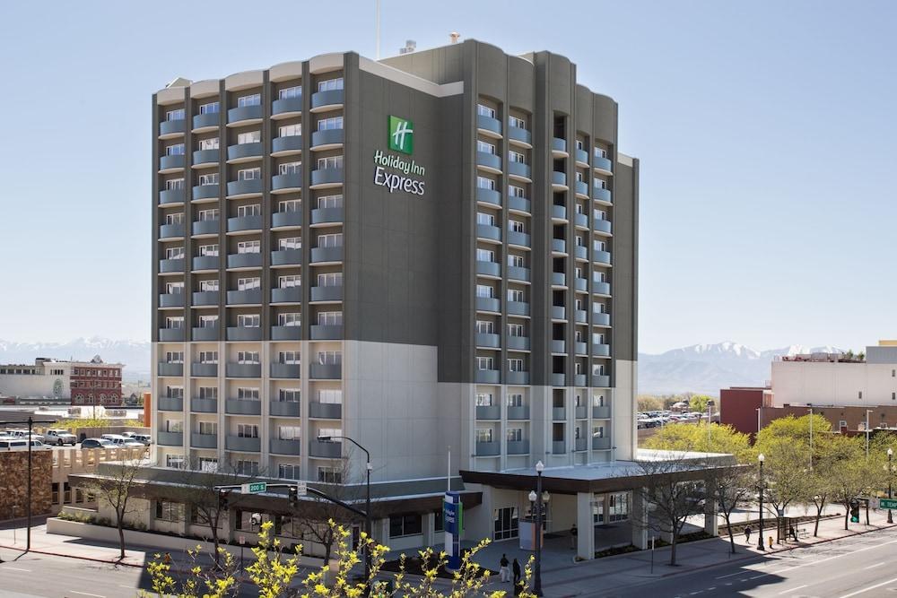 HOLIDAY INN EXPRESS DOWNTOWN photo 4