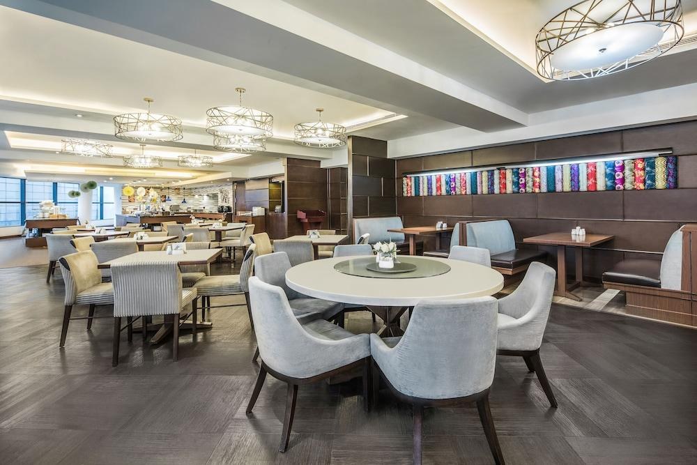 Ascott Raffles City Chengdu photo 2