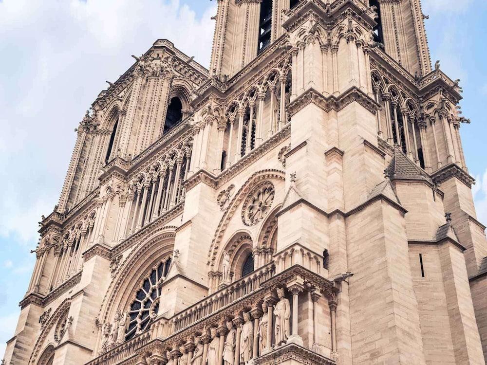 MERCURE PARIS NOTRE DAME SAINT GERMAIN DES PRES photo 2