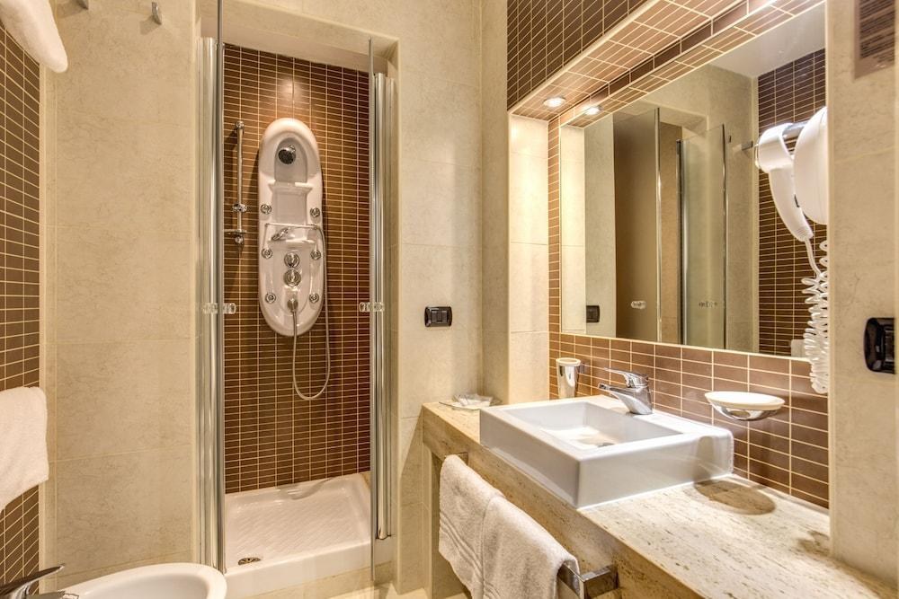 Everest Inn Rome photo 2