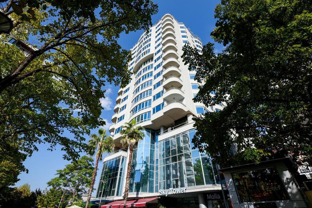 Sky Tower Hotel