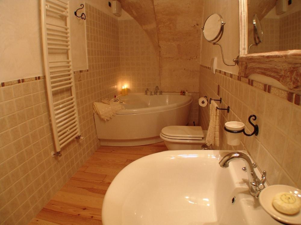 MASSERIA FORTIFICATA DONNALOIA photo 2