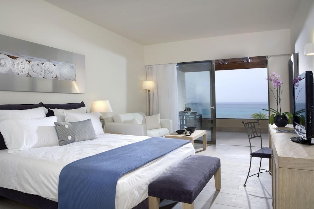 AQUAGRAND EXCLUSIVE DELUXE RESORT - ADULTS ONLY photo 2