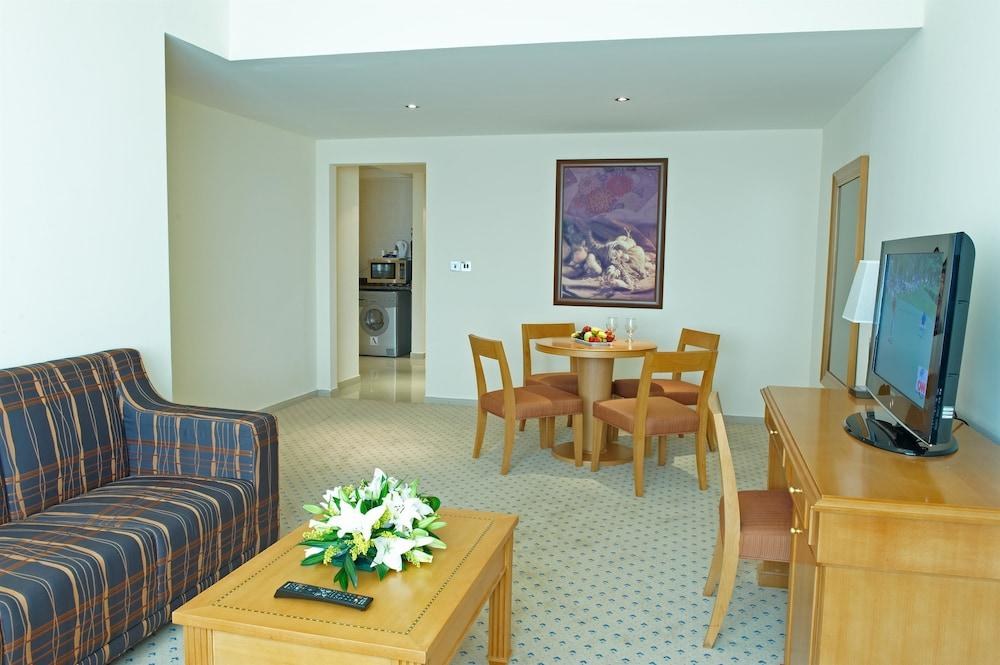 GOLDEN TULIP SHARJAH photo 4