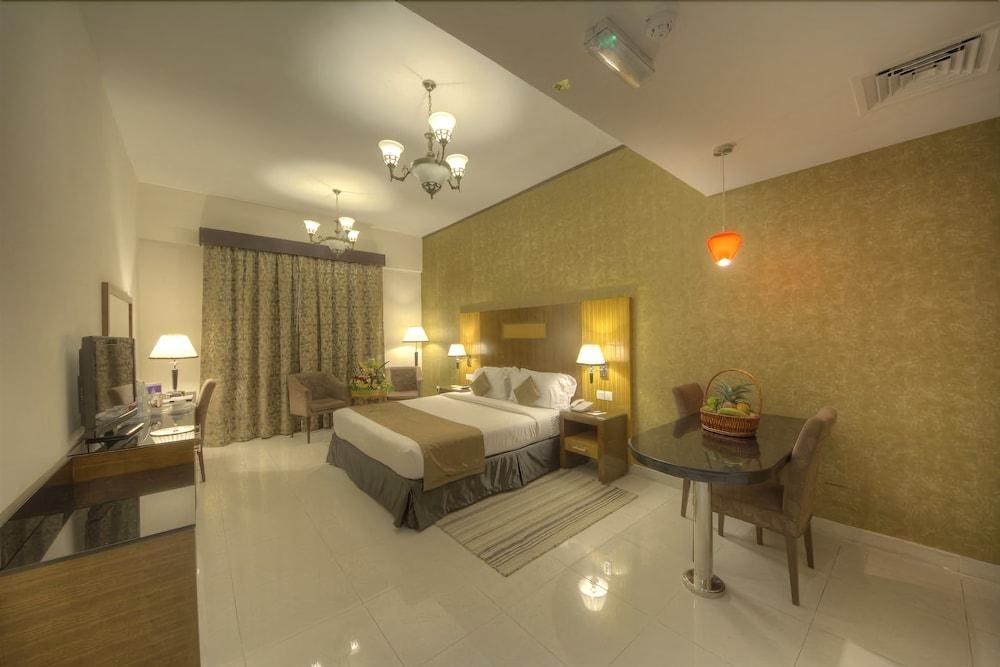 CITY TOWER HOTEL photo 3