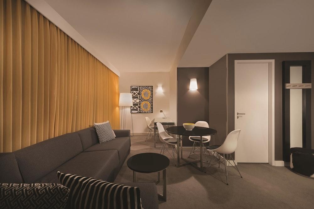 ADINA APARTMENT HOTEL BERLIN HACKESCHER MARKT photo 3