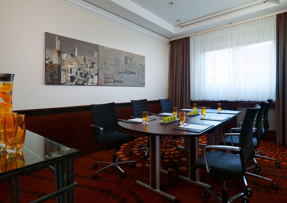 FRANKFURT MARRIOTT HOTEL photo 2