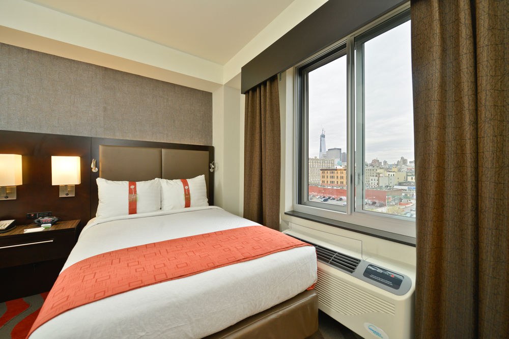 HOLIDAY INN LOWER EAST SIDE photo 1
