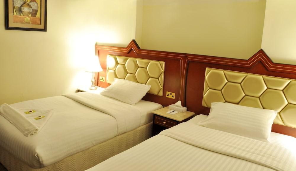 SAFFRON DUBAI photo 4