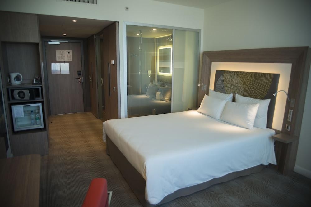 NOVOTEL SOFIA photo 3