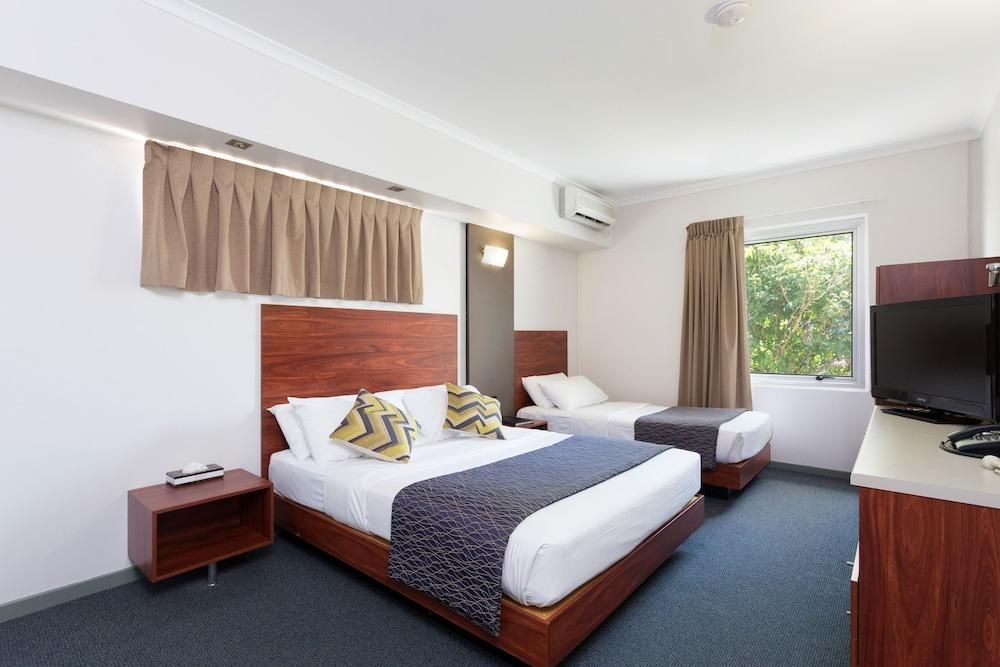 ROCKLEA INTERNATIONAL MOTEL photo 4