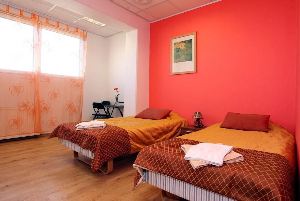 Center Hotel photo 2