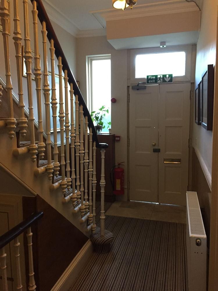 LEITH HOUSE photo 4