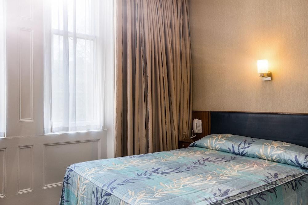 MITRE HOUSE HOTEL photo 4