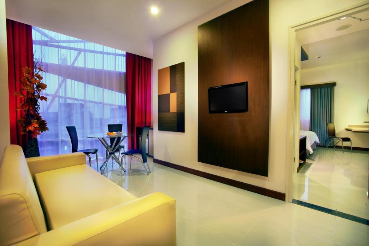 FAVEHOTEL KUSUMANEGARA photo 2