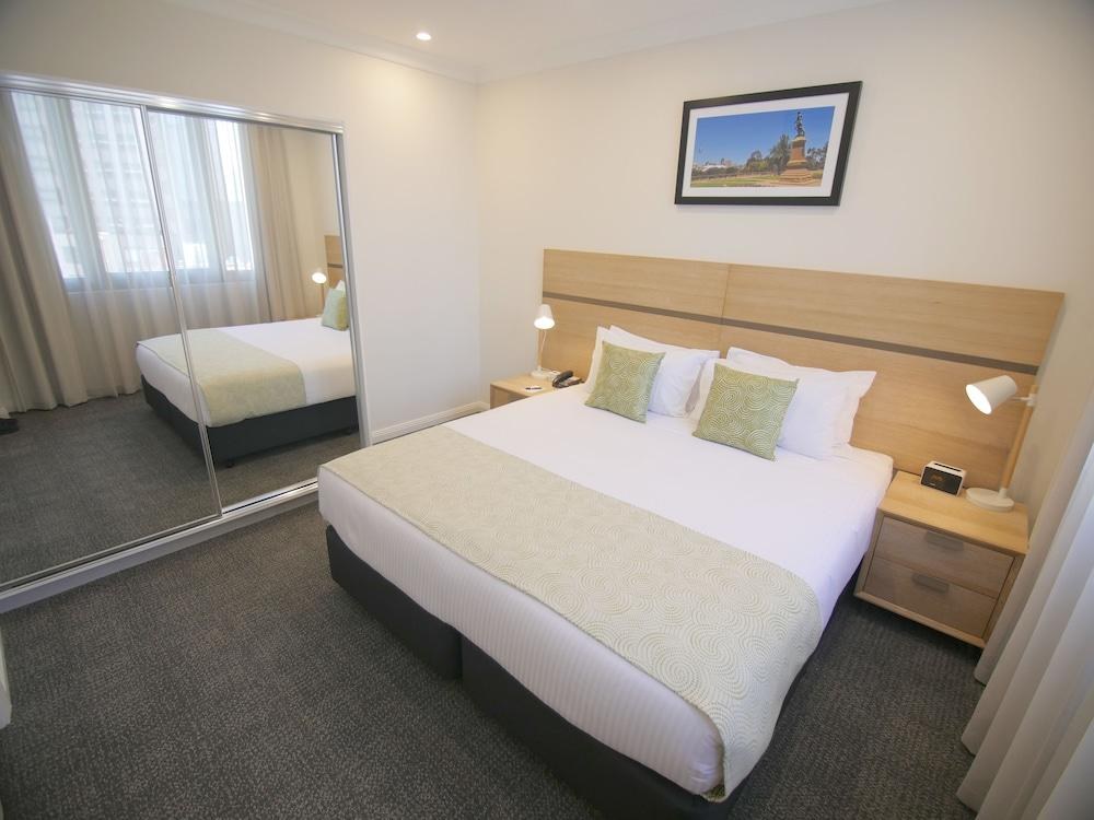 Quality Apartments Adelaide Central photo 3