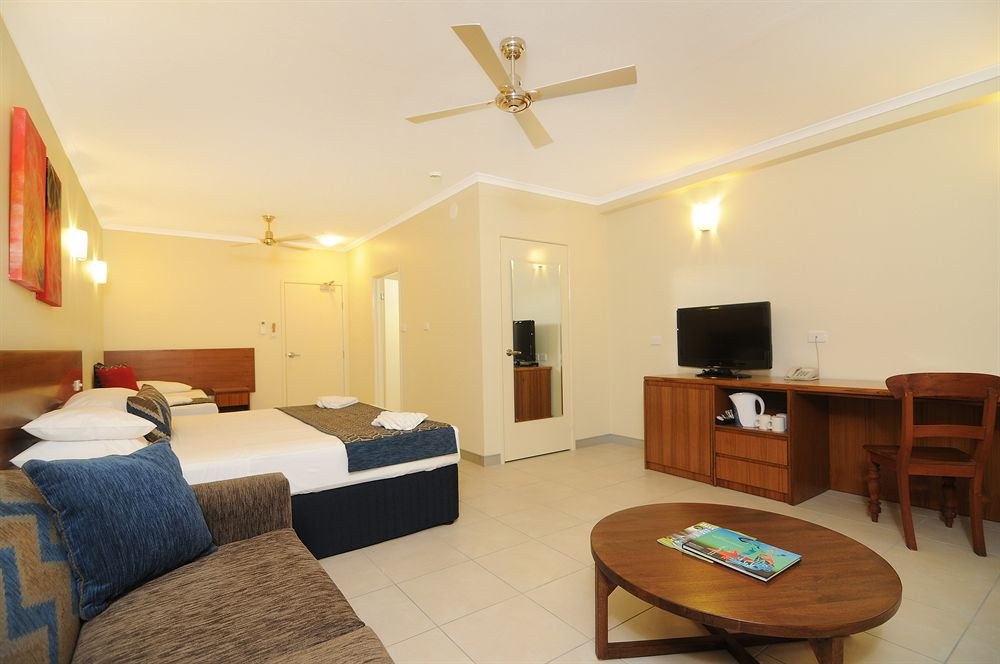 CAIRNS QUEENSLANDER HOTEL AND APARTMENTS photo 1