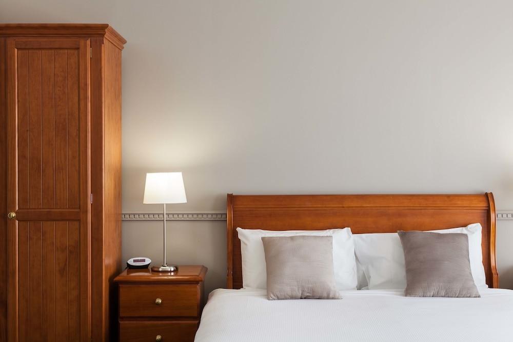 Majestic Tynte Street Hotel photo 3