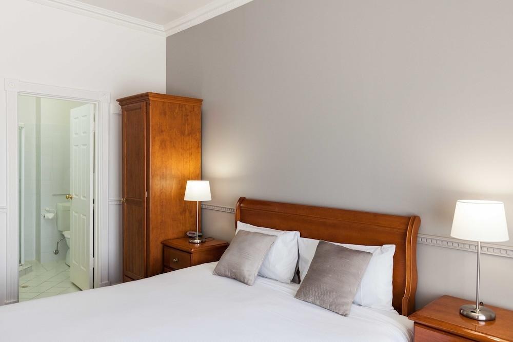 Majestic Tynte Street Hotel photo 4
