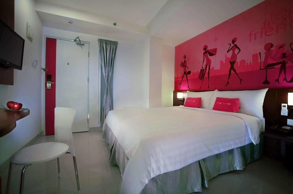 FAVEHOTEL KELAPA GADING photo 2