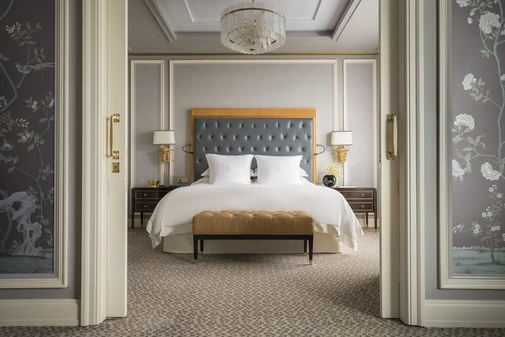 FOUR SEASONS JAKARTA photo 4