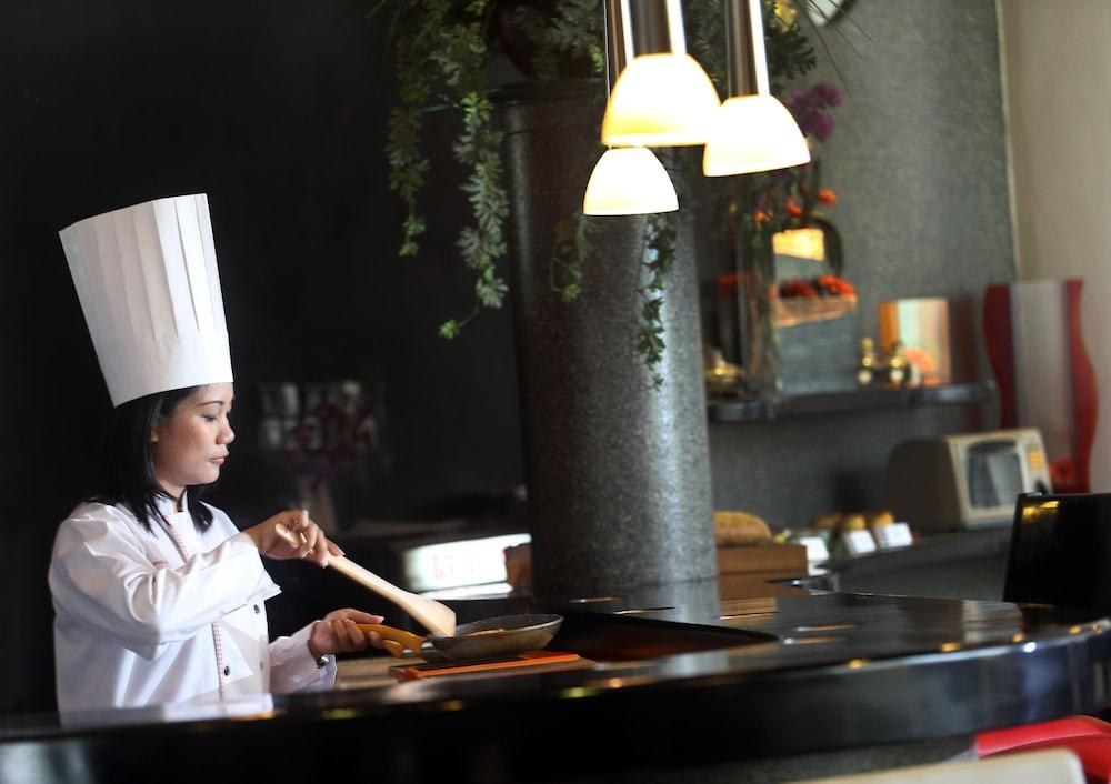 IBIS JAKARTA ARCADIA photo 3