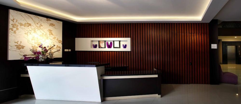 Vio Hotel Cimanuk photo 4