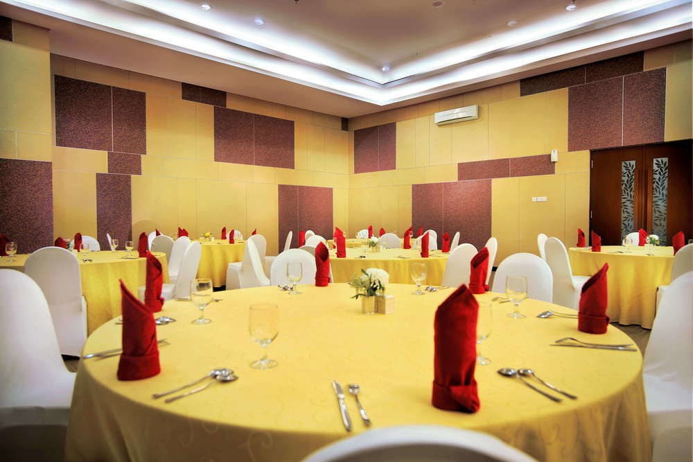 FAVEHOTEL PASAR BARU photo 1