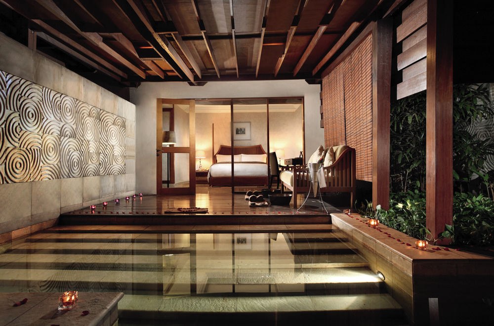 The Ritz-Carlton Jakarta, Mega Kuningan photo 3