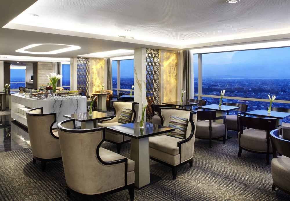 JW MARRIOTT HOTEL SURABAYA photo 1