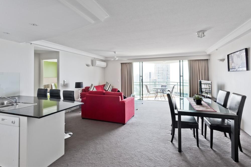 Mantra Crown Towers Surfers Paradise photo 4