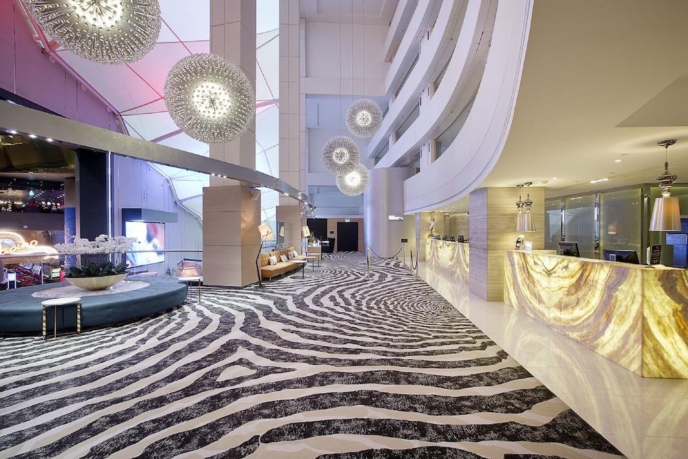 THE STAR GRAND AT THE STAR GOLD COAST photo 3