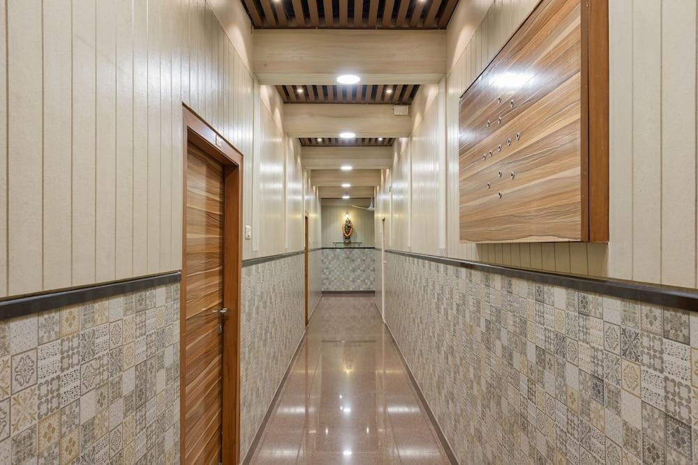 HOTEL ROYAL CASTLE photo 2