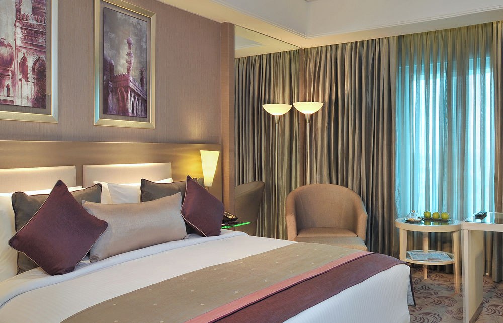 RADISSON HYDERABAD HITEC CITY photo 1