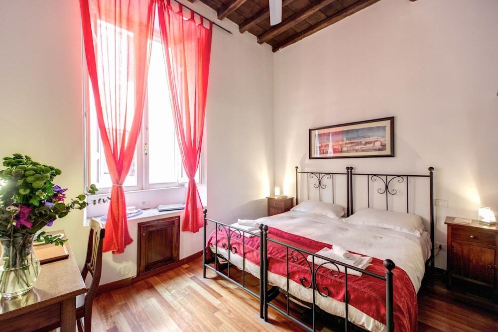 RESIDENZA DOMIZIA photo 2