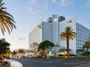 CROWN PROMENADE PERTH