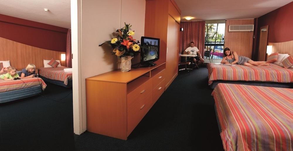 PARADISE RESORT GOLD COAST photo 2