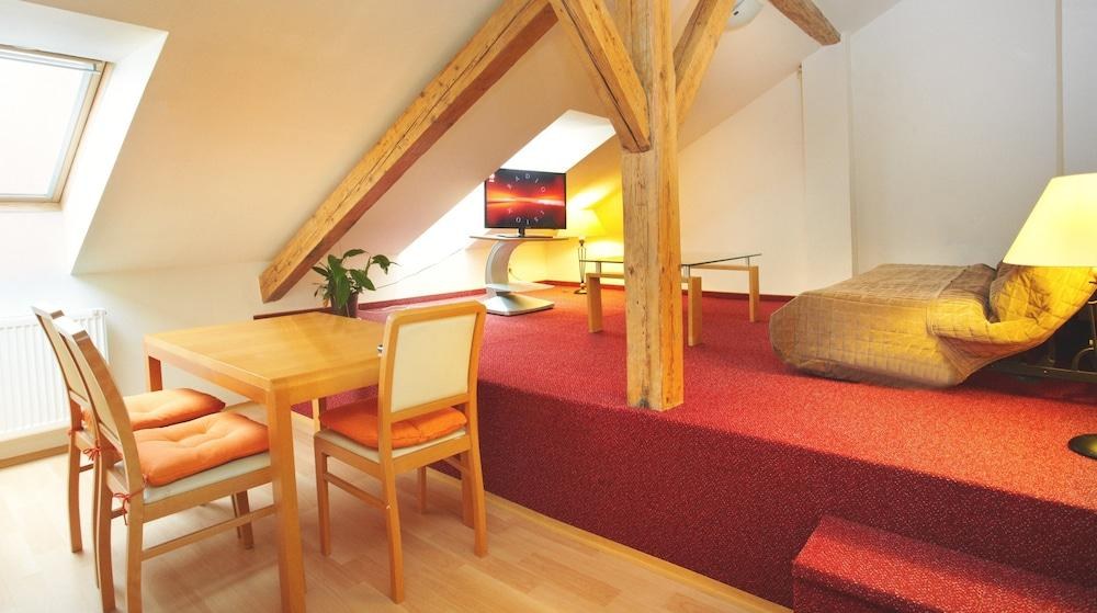 BRIXEN photo 3